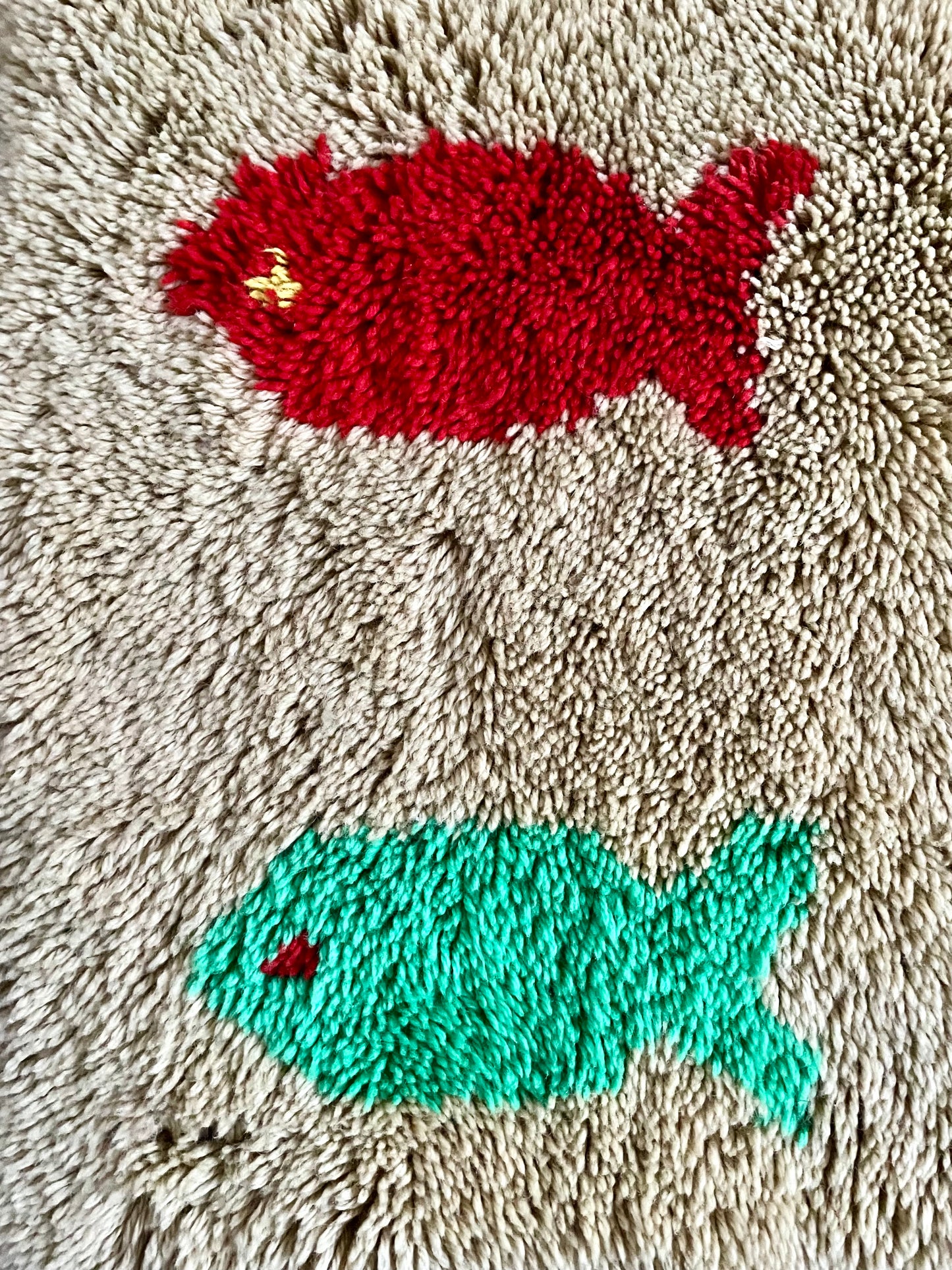 Retro Charm Tricolor Fish Wall Rug