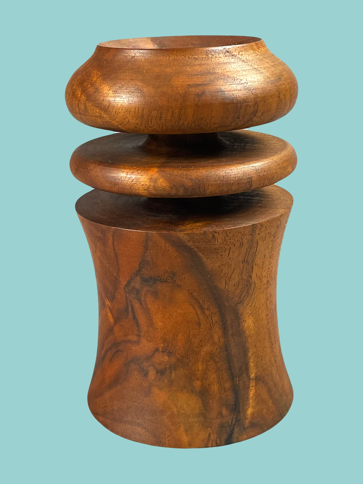 Timeless chic walnut single candle holder