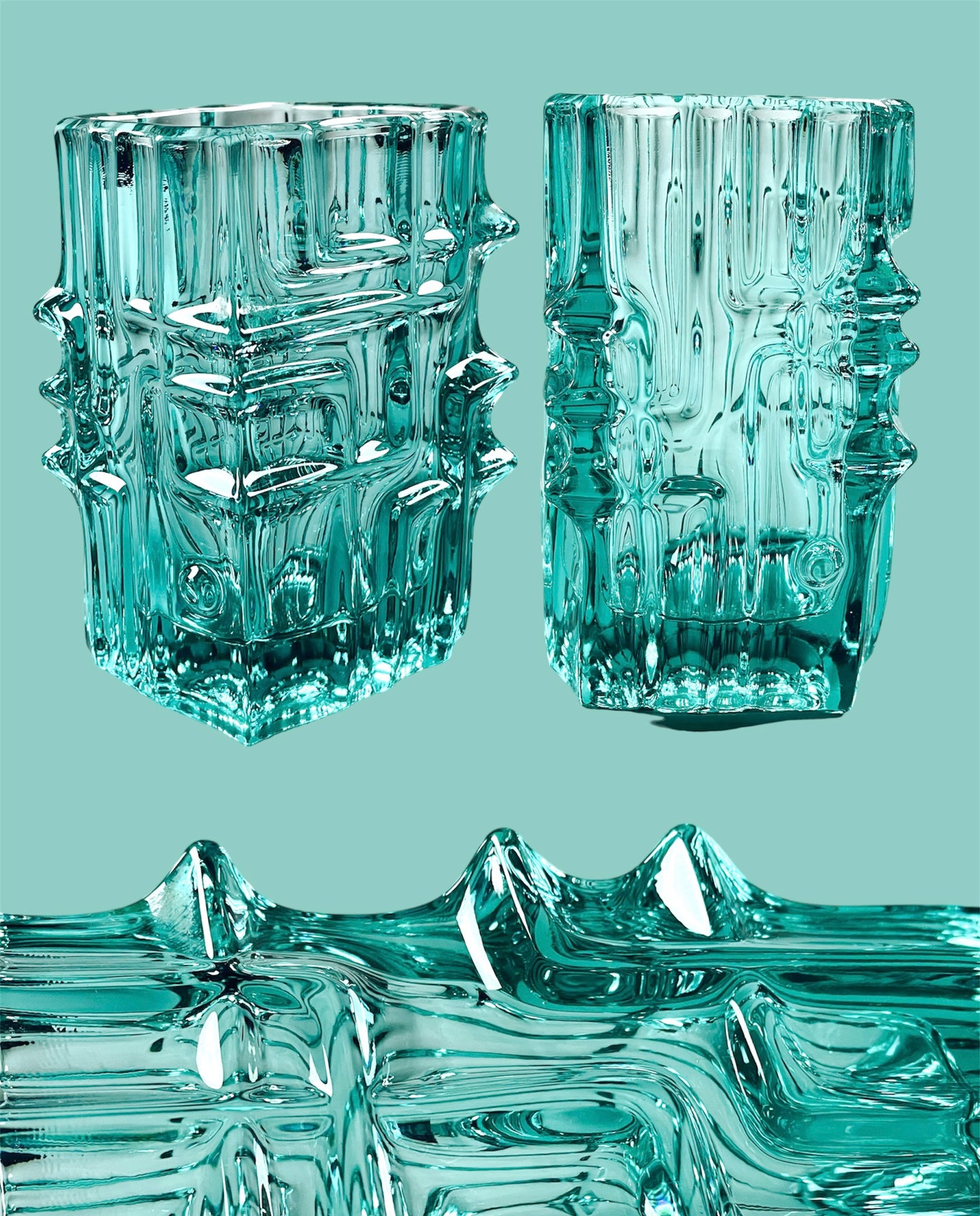 Spiky turquoise pressed glass vase (2 pieces)