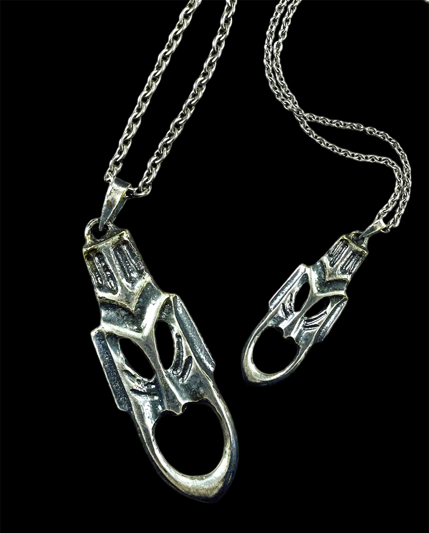 "Screamer" silvered metal pendant