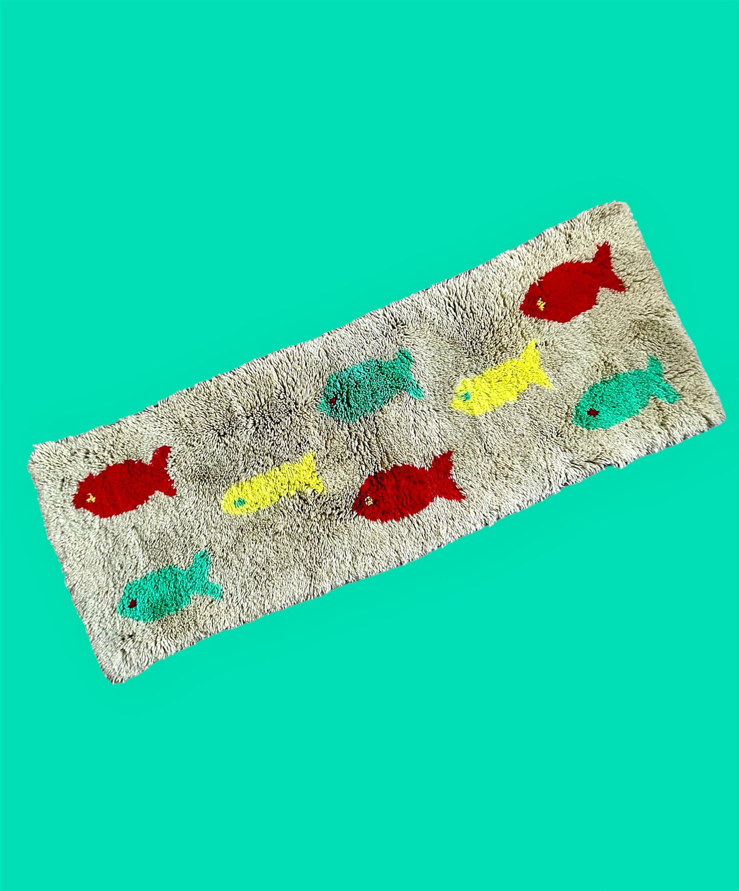 Retro Charm Tricolor Fish Wall Rug